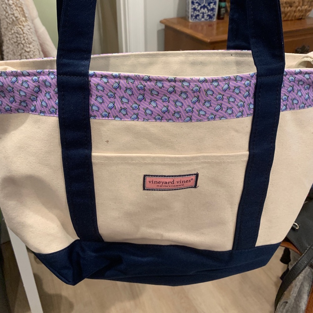 Vineyard vines small tote